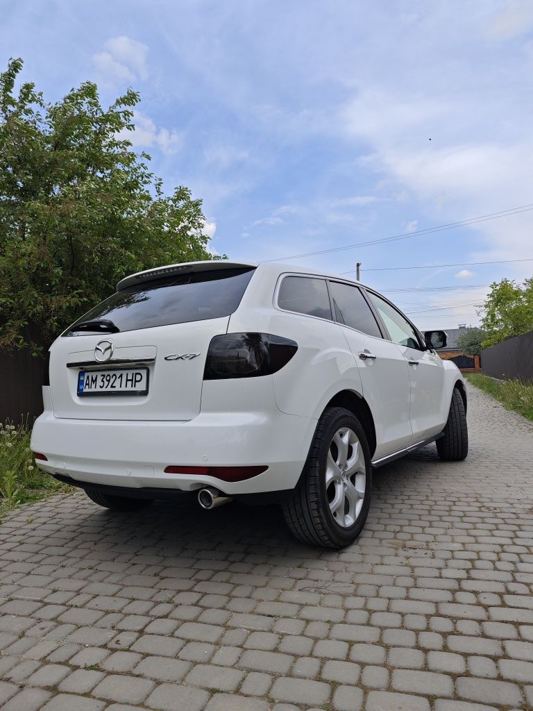 MAZDA CX7 2011року