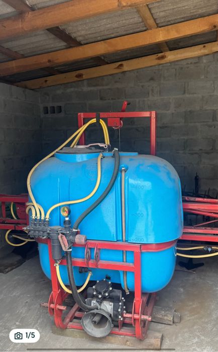 Продам Опрыскиватель. Навесной