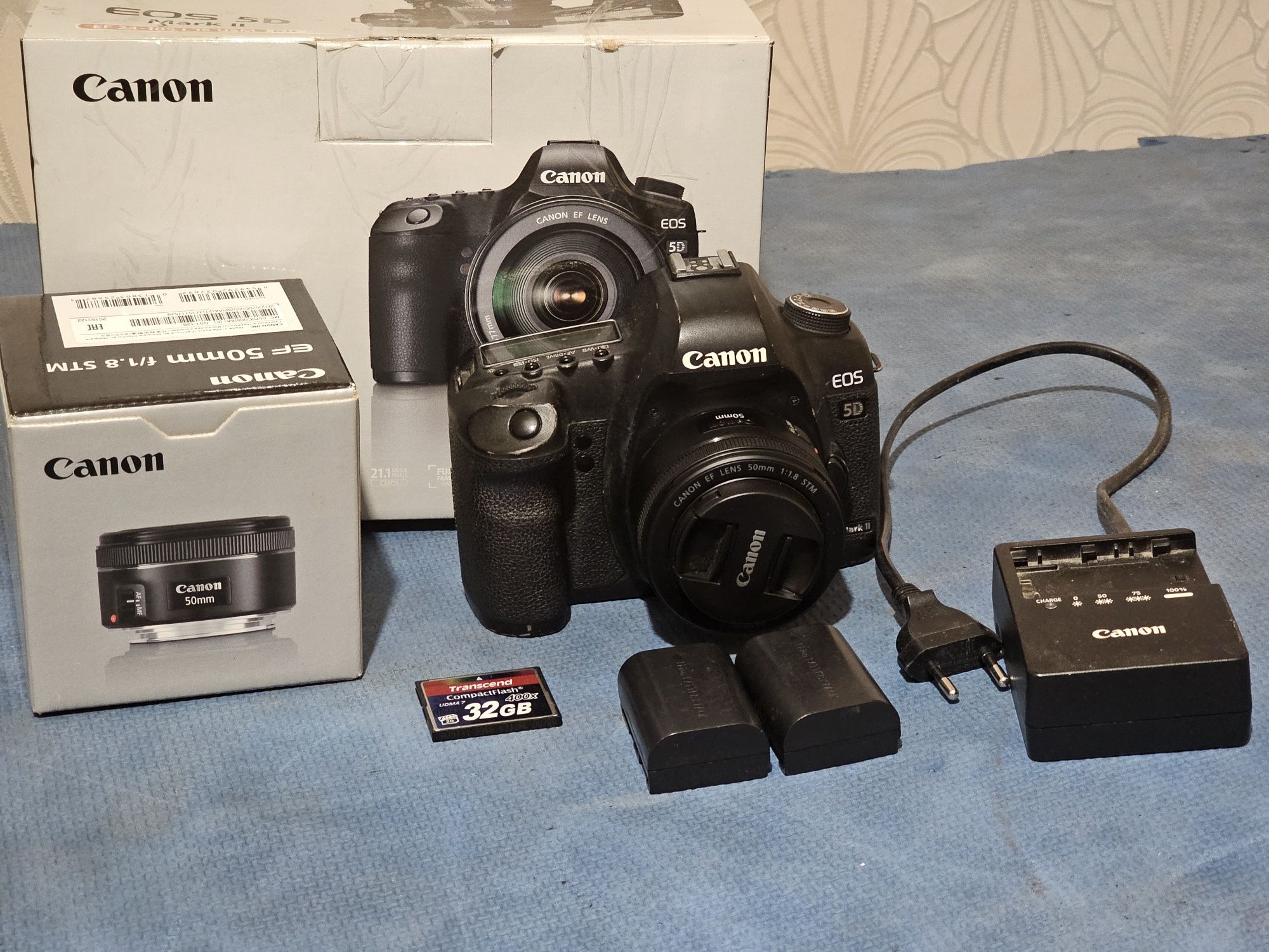 Canon 5d mark 2 ii + Canon EF 50 mm 1.8 STM