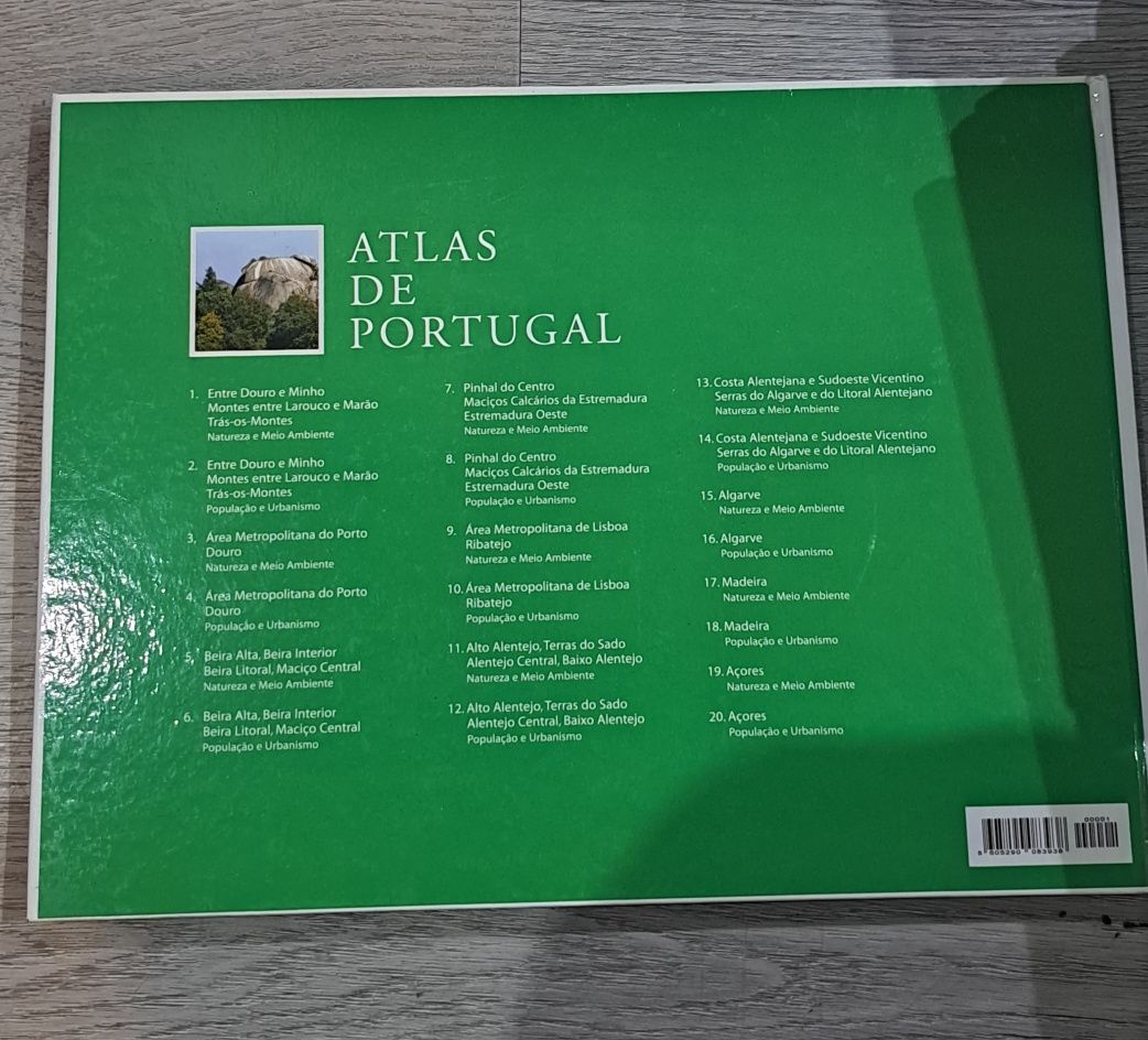 Livros "Atlas de Portugal" 15 volumes