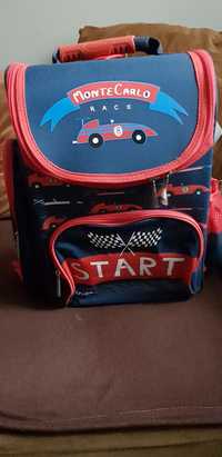 Nowy plecak szkolny z wyposażeniem