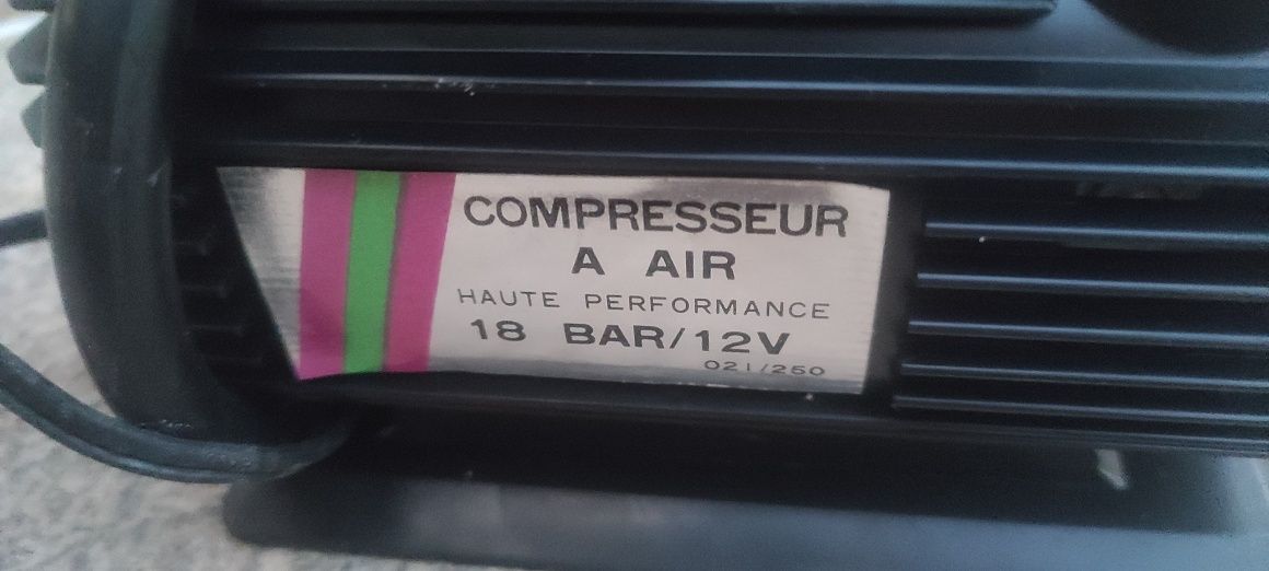 Compressor de isqueiro carro volts12