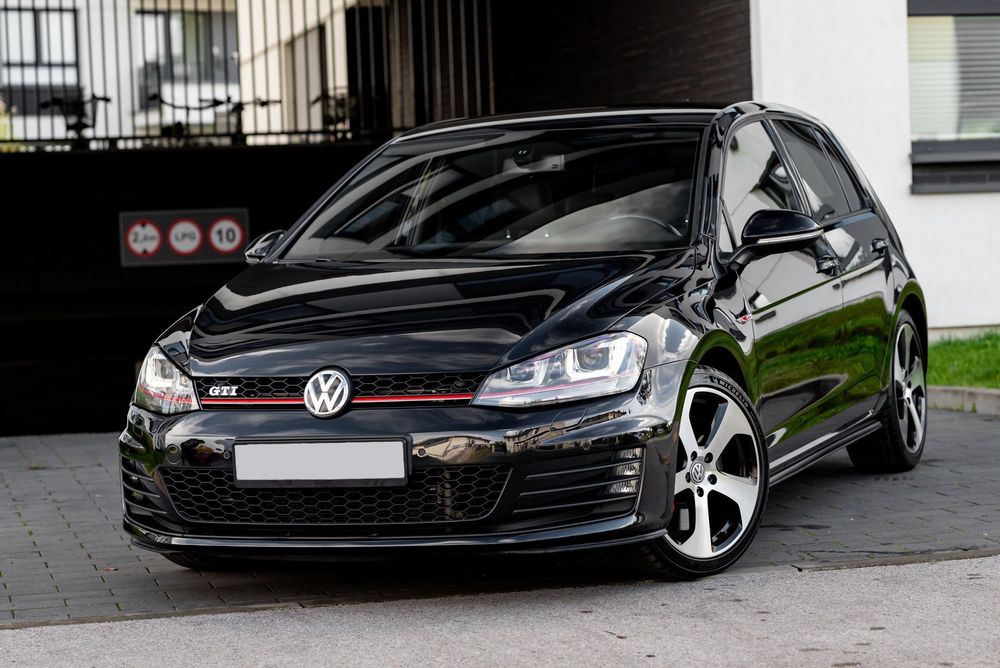 Volkswagen Golf 2.0T 230KM GTI DSG Xenon LED Navi Tempomat Grz. Fotele Skóra Kamera