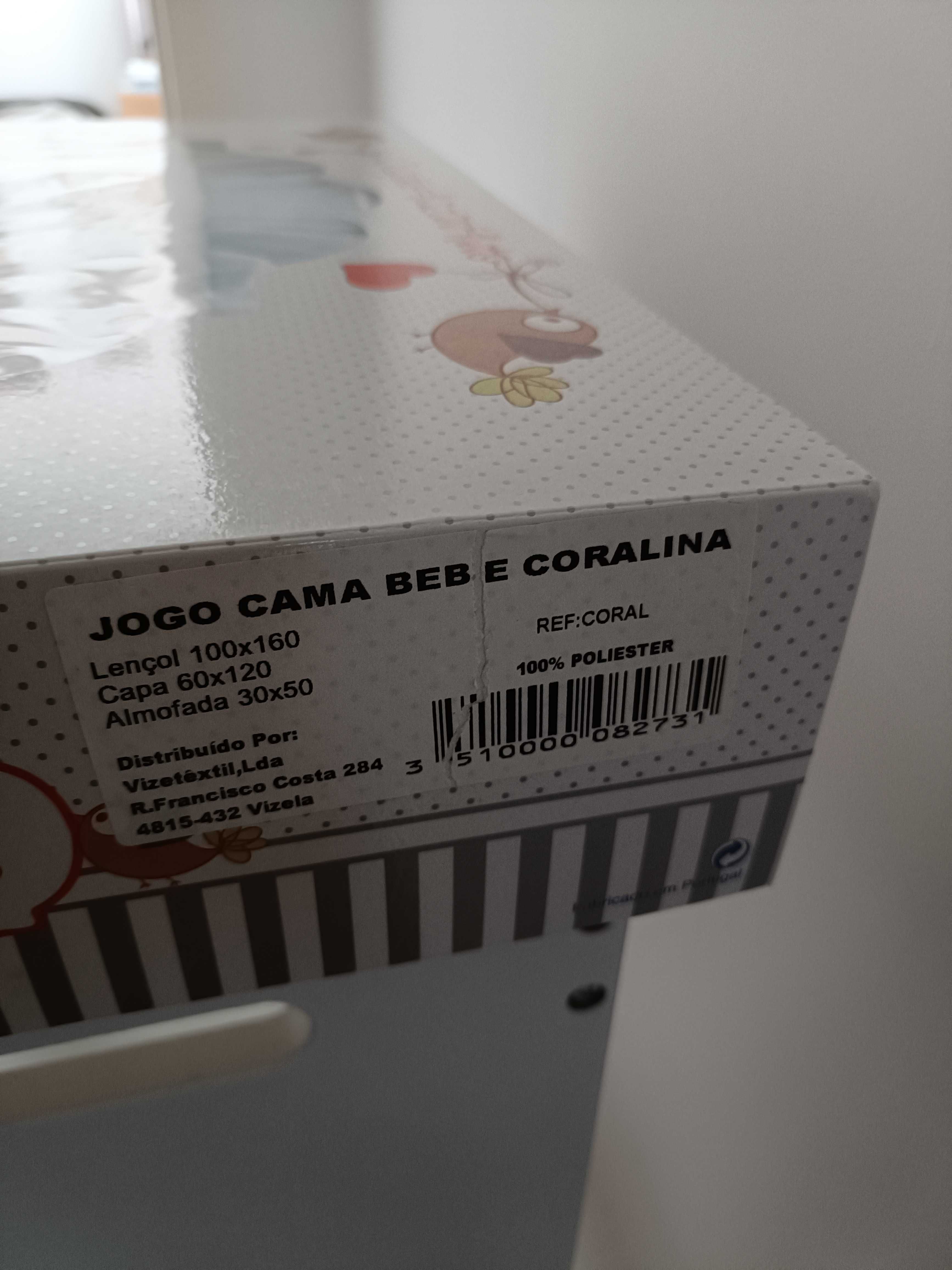Jogo de lençóis de criança