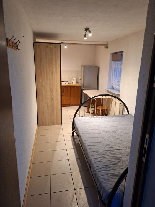 Do wynajęcia pokój (kawalerka)