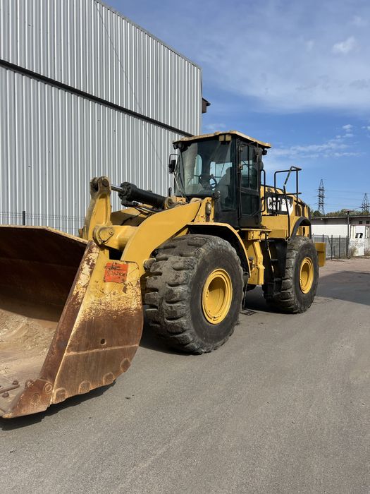 Фронтальний навантажувач Caterpillar 966 2017 рік