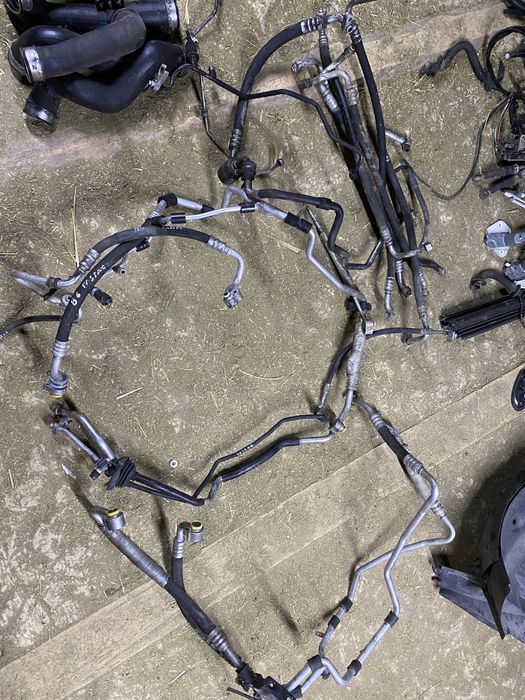 Трубки шланги Кондиціонера VW Passat B6 B5 Golf 4,5 Skoda A5 Tour