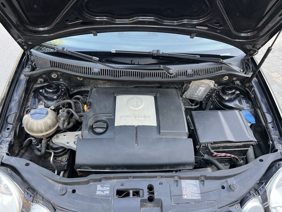 Продам Volkswagen Polo 1,2 бензин 2003 року!