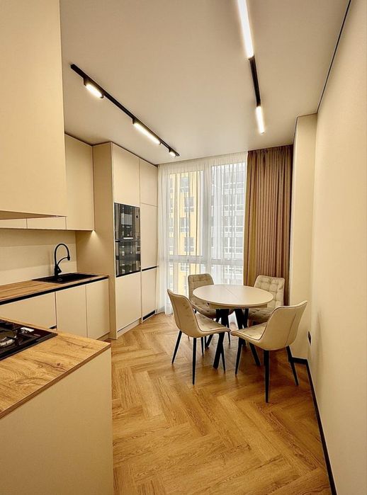 Продаж / Квартира