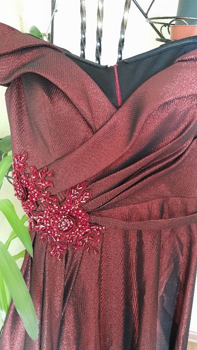 Випускна нарядна вечірня сукня м/л