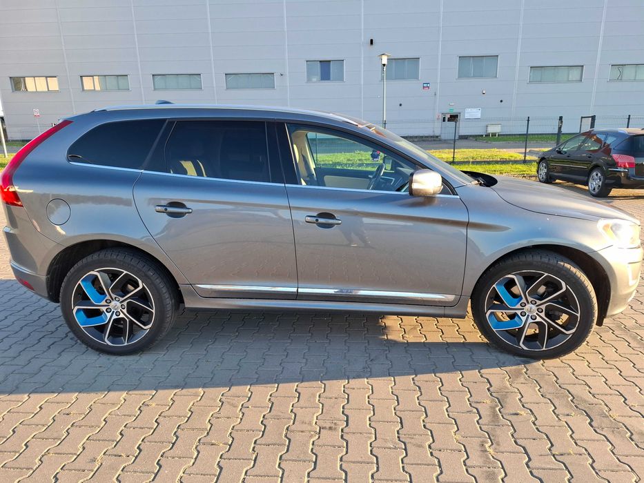 VOLVO XC60 2.0 T6