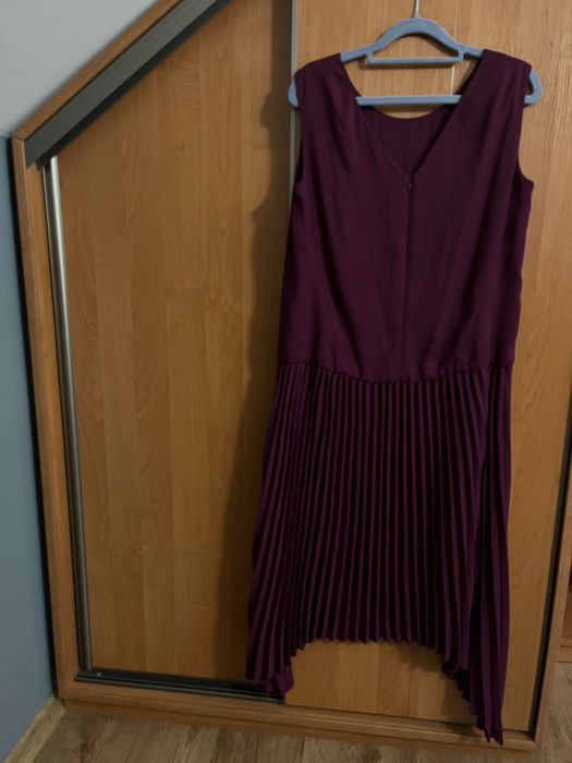 Sukienka  elegancka Solar rozmiar  M