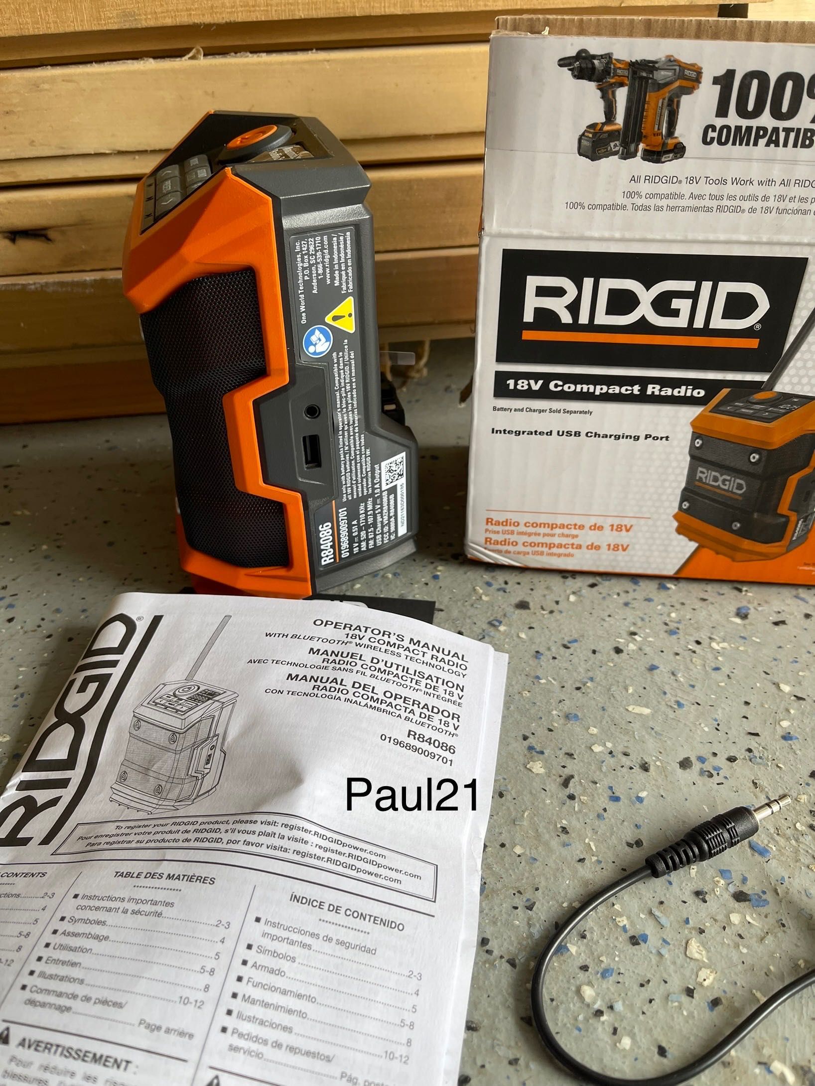 Dewalt Rádio        Bluetooth