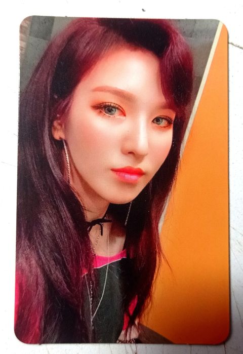Red Velvet 2nd Album Repackage [The Perfect Red Velvet - Bad Boy]