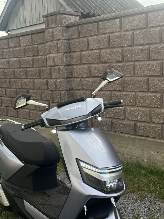 Електроскутер Maxxter Nova 1 KVT Електроскутер макстер