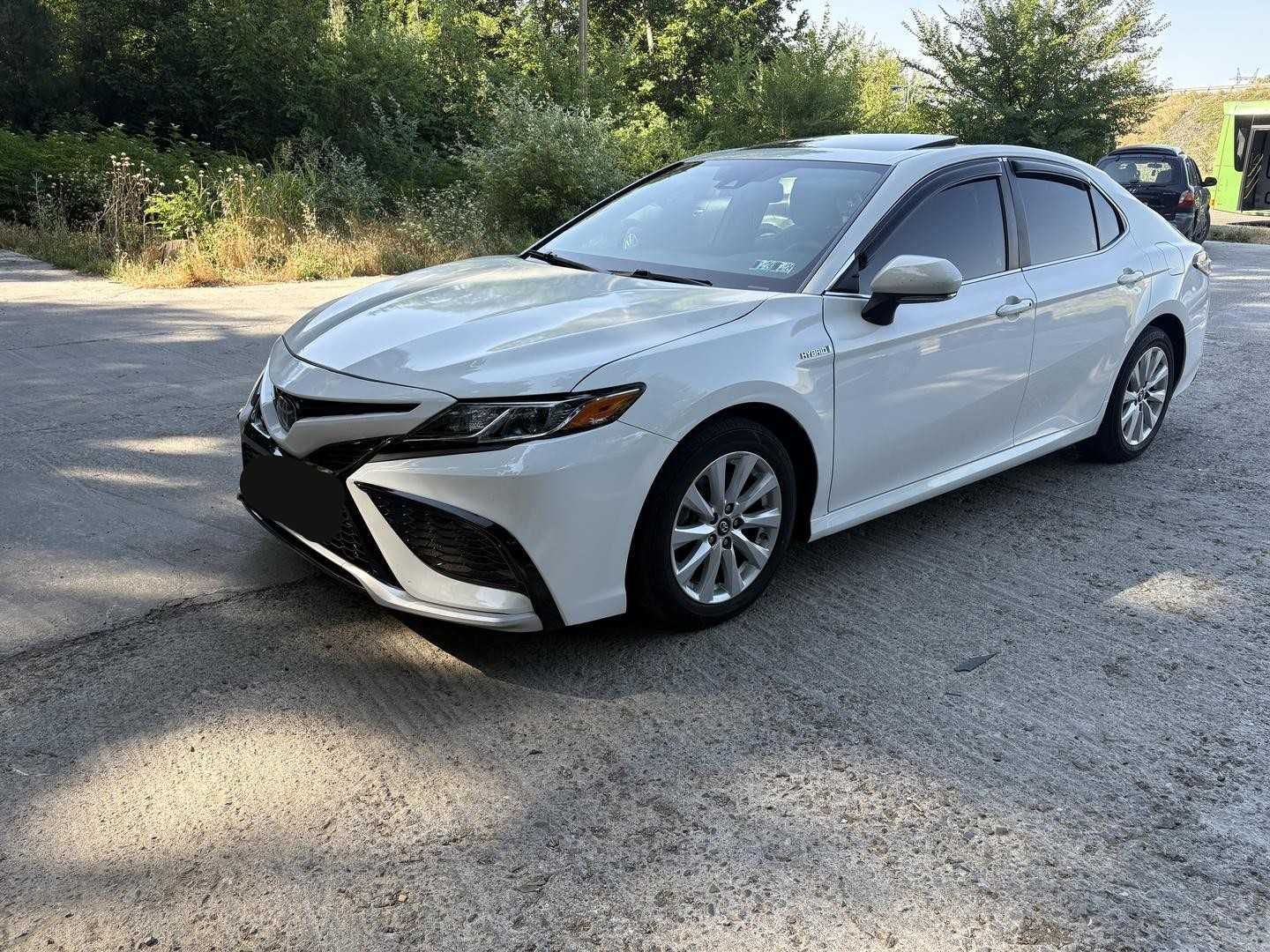 Toyota Camry 2019 2.5 гібрид