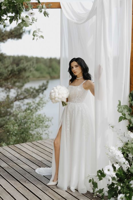 Весільна сукня (після хімчистки)