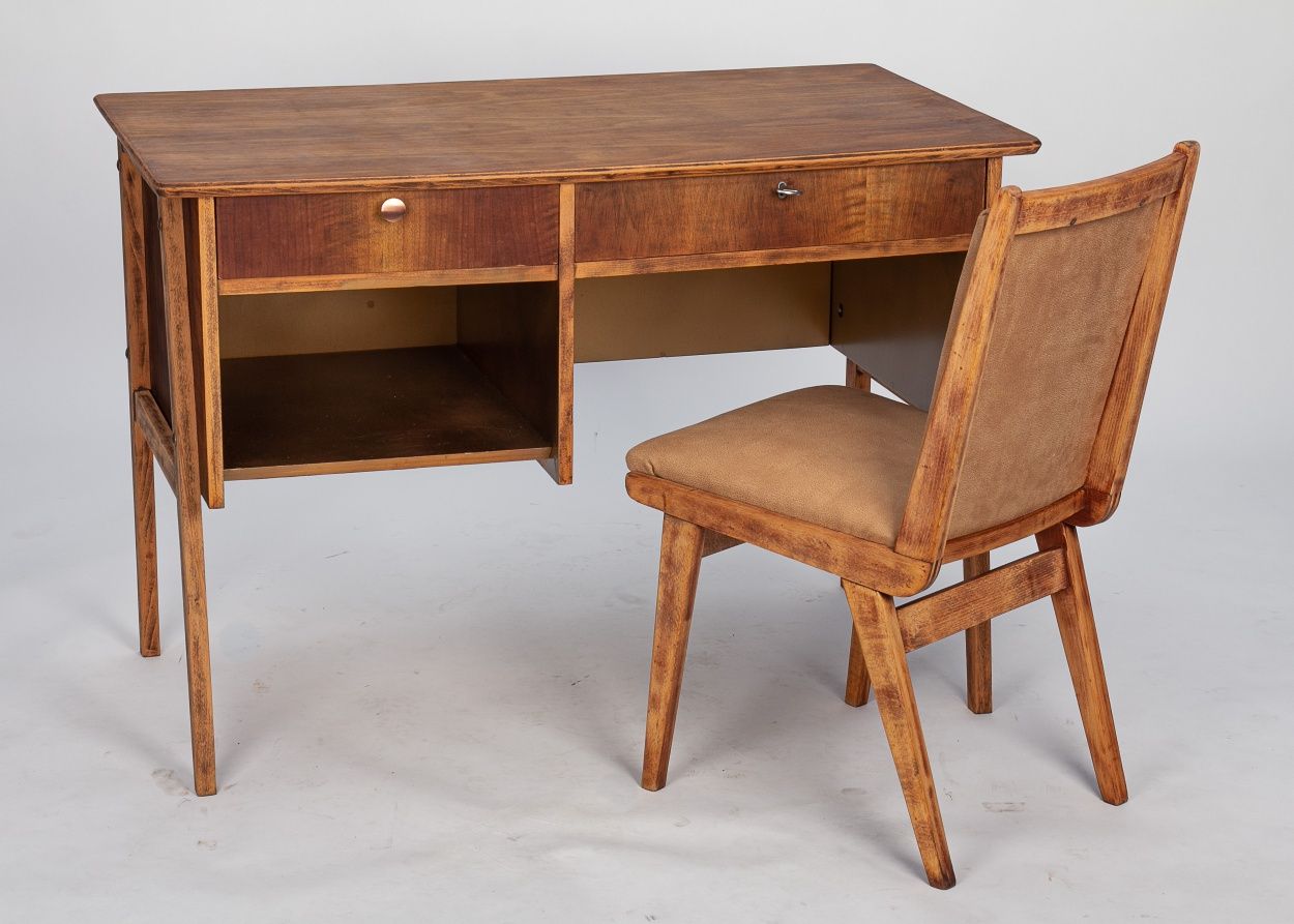 Комплект кабинетный - стол и стул, винтаж, реставрация