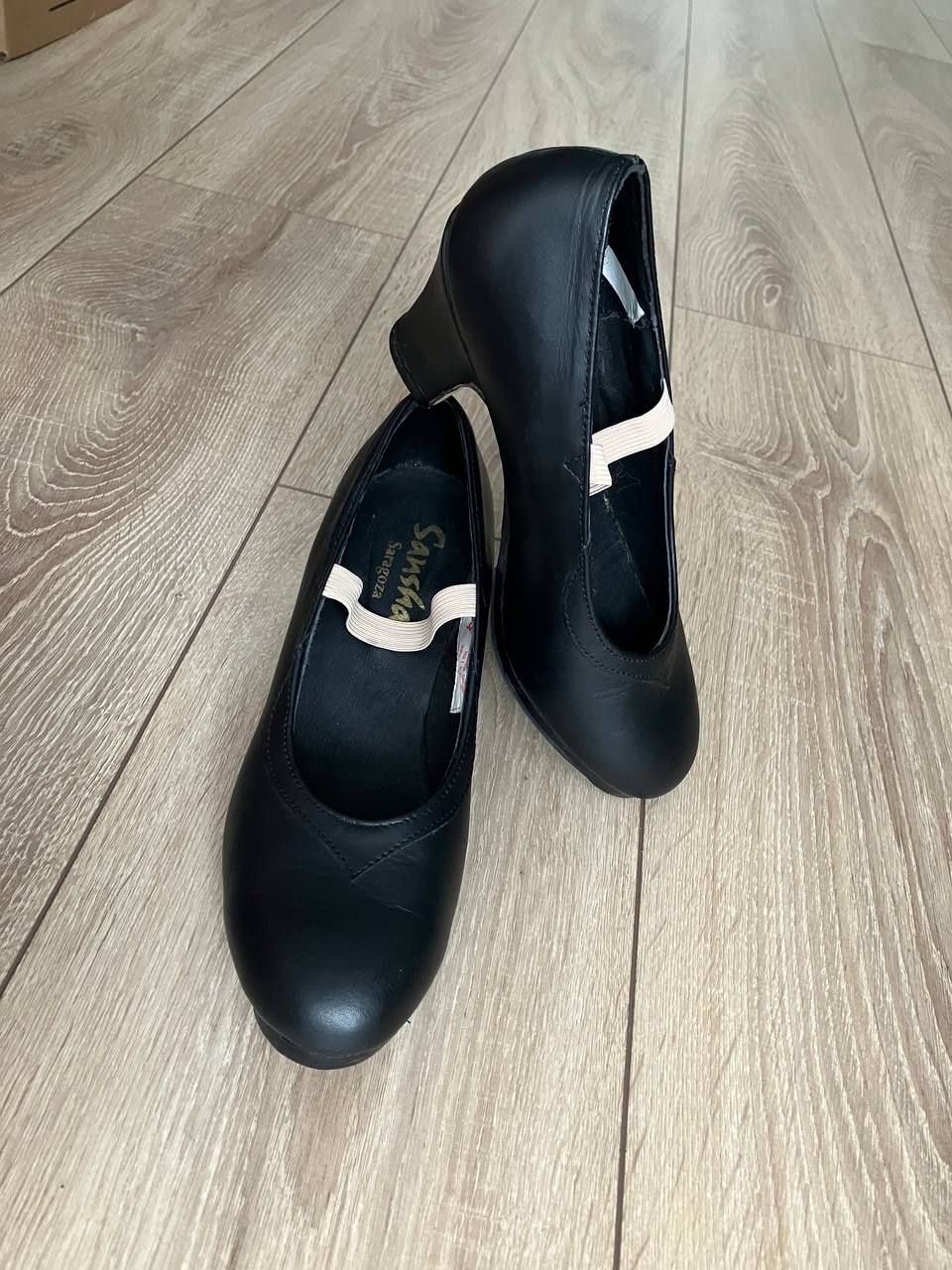 Buty do flamenco damskie marki Shansha, nowe, rozmiar 35-36