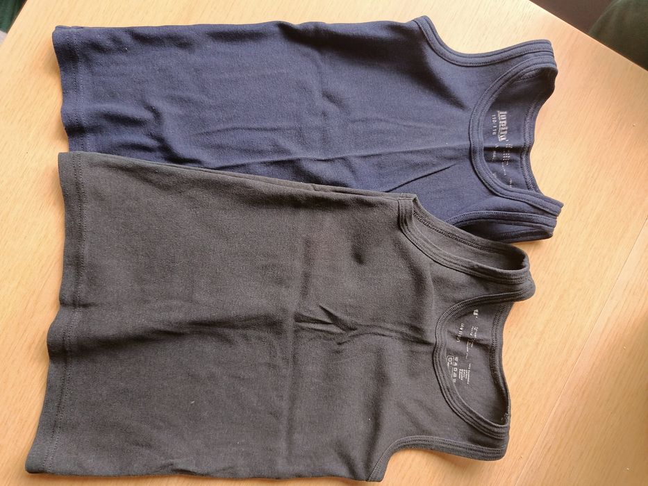 Zestaw 2 podkoszulek dla chłopca rozmiar 116 granatowa szara
