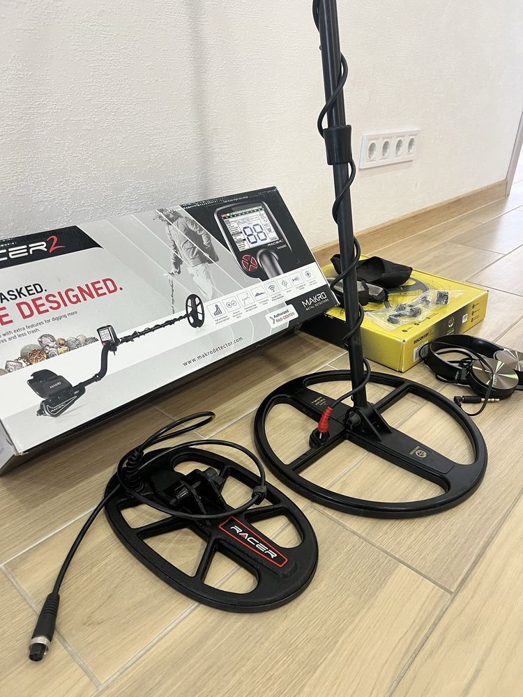 Металошукач Makro Racer 2 + котушка Mars Discovery
