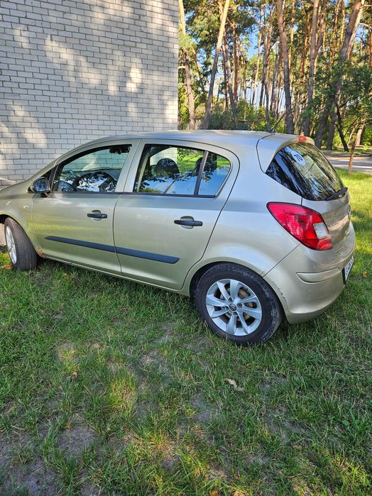 Продаєтся Opel Corsa 1.2