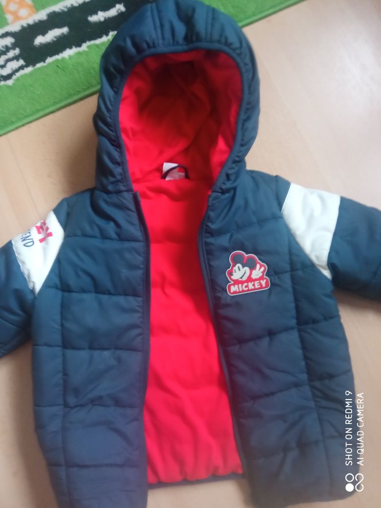 Kurtka chłopięca Mickey z kapturem ocieplana bardzo dobry stan