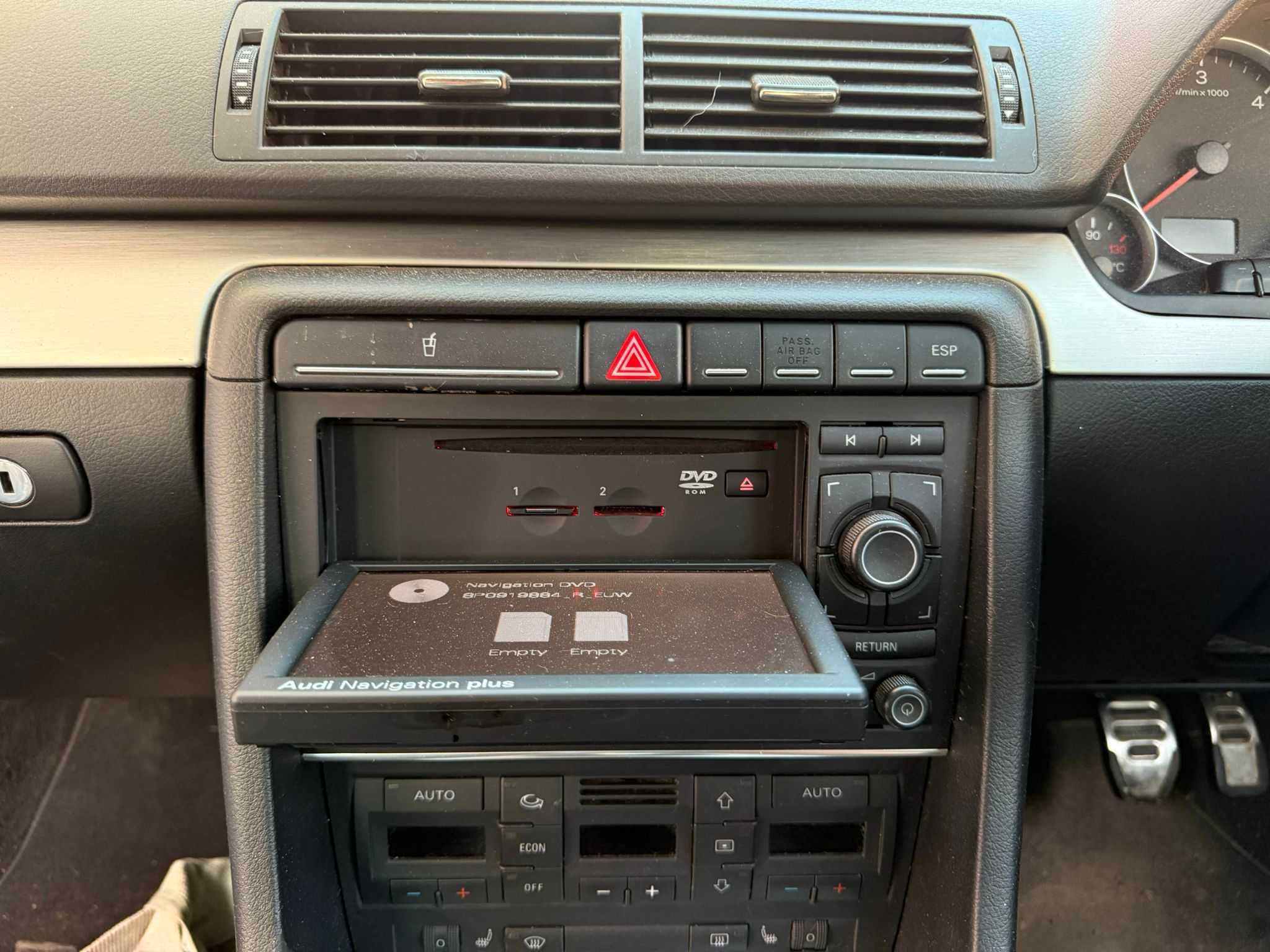 Rádio RNS-e Audi a4 b6 b7 com dvd gps incluído