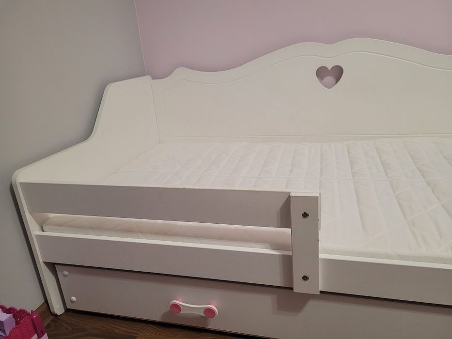 Łóżko dziecięce z szufladą