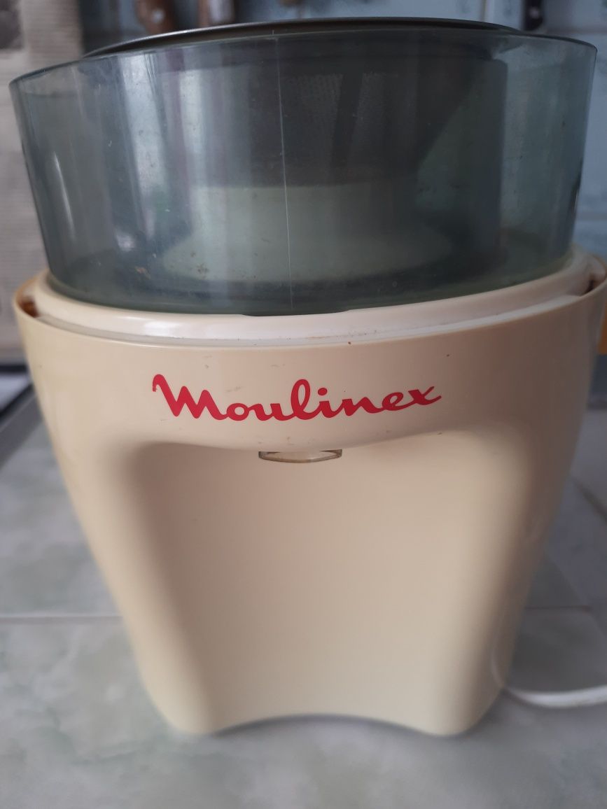 Соковыжималка Moulinex JU210