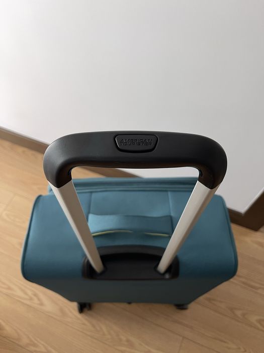 Trolley American Tourister Cloud Rider tamanho M