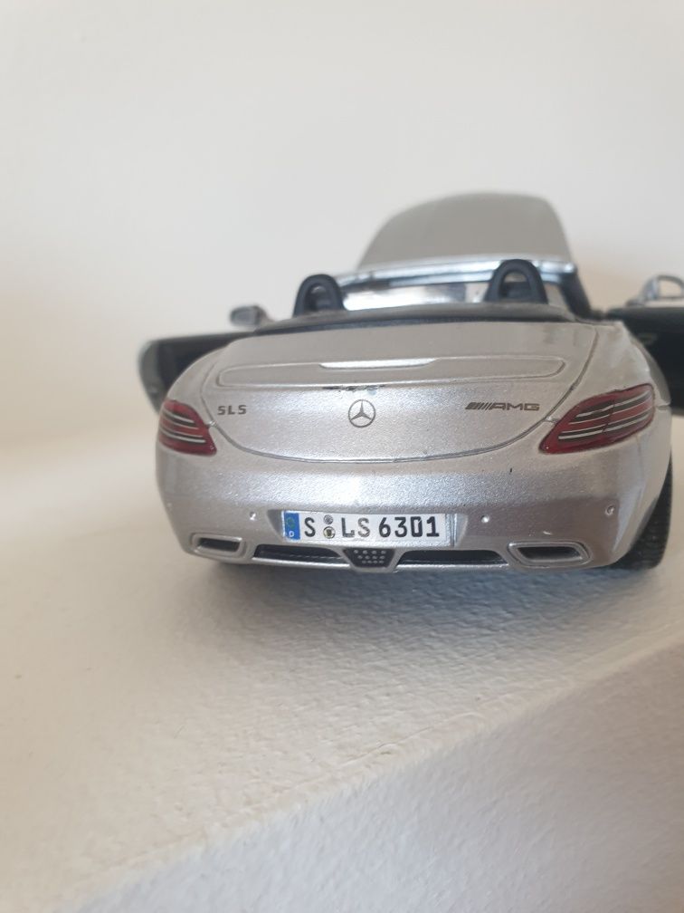Miniatura Mercedes