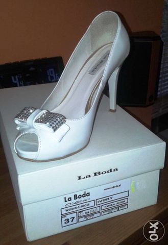 LaBoda buty ślubne do ślubu 37 model C109/KKE