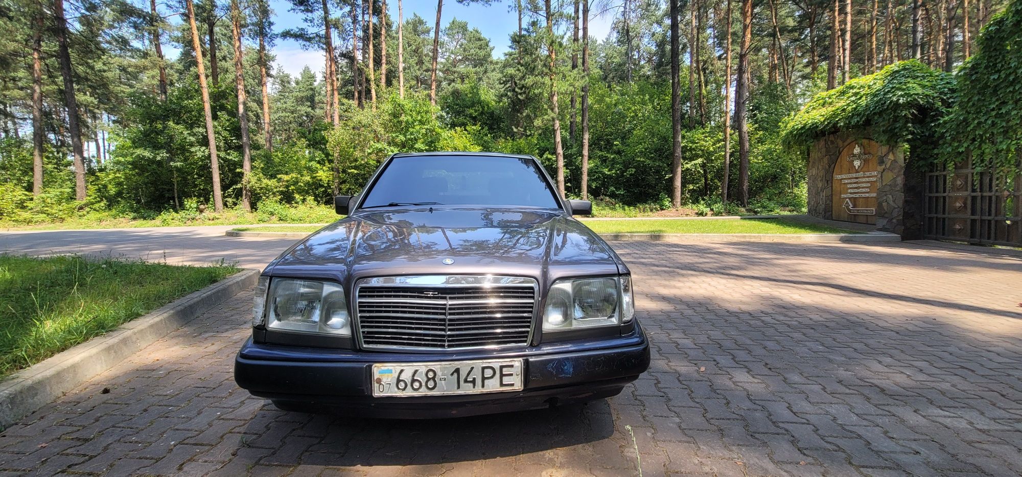 Мерседес  W124 mercedes