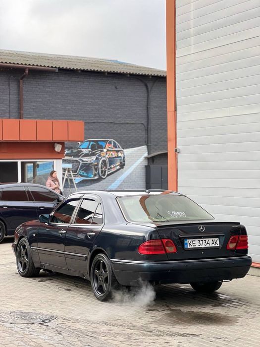 Продам Mercedes benz e430 w210 ГАЗ