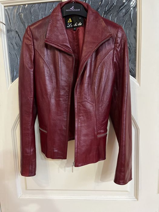 Кожаный пиджак.