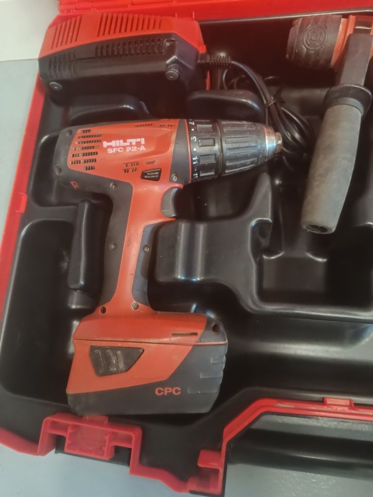 Zestaw Hilti Młotowiertarka TE 2-A22 +wkrętarka SFC 22A,2XAKU