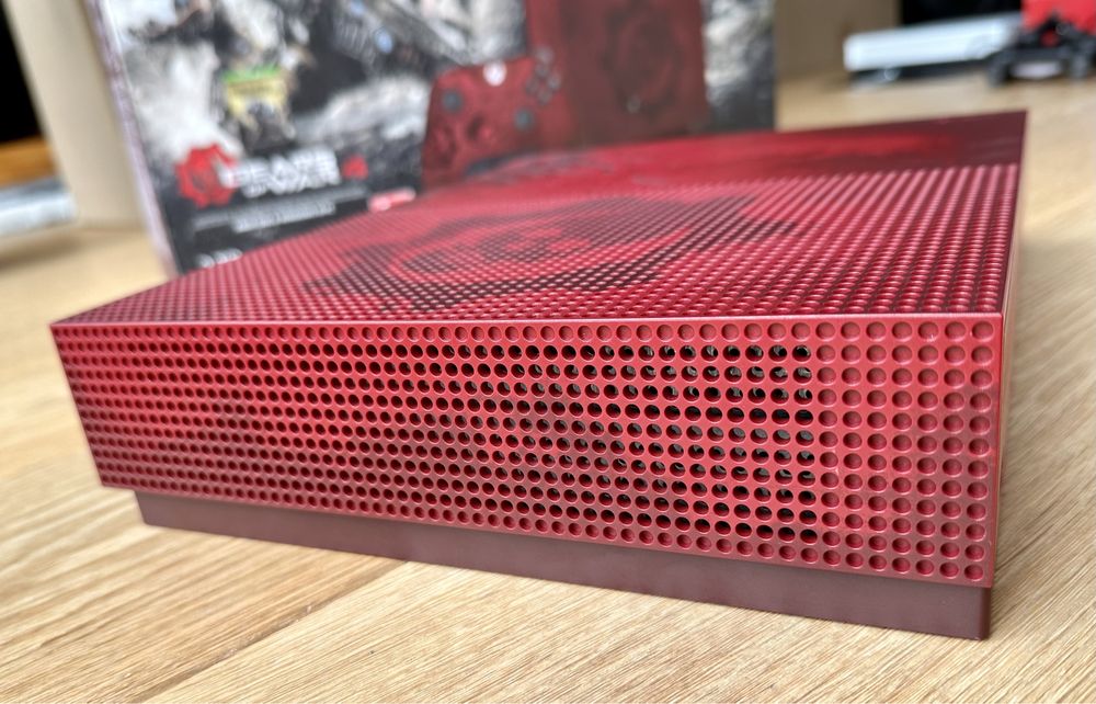 Xbox One S 2TB edycja Gears of War 4 JAK NOWA - nie używany Pad