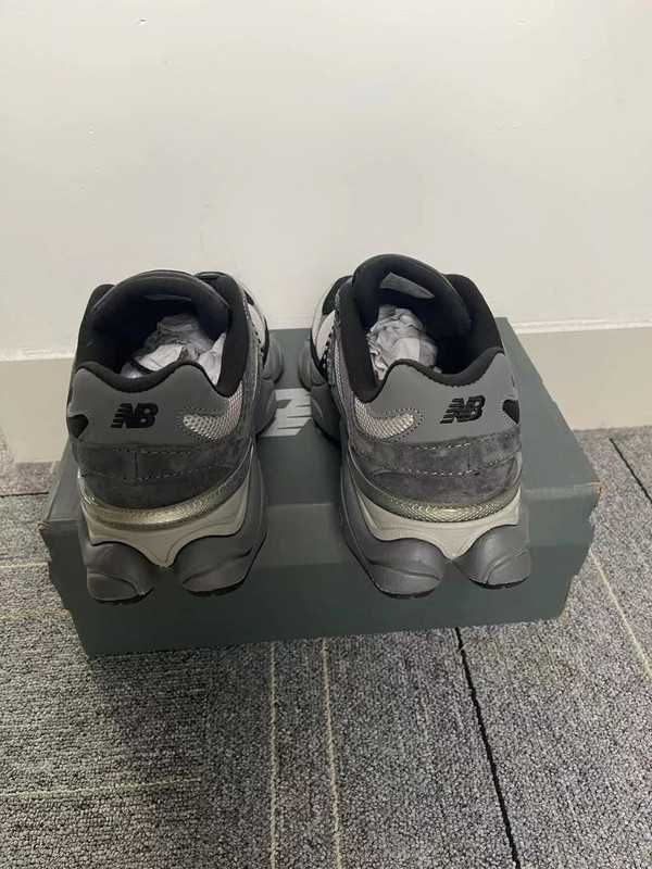 zupełnie nowyNew Balance 9060 Black Castlerock Grey Rozmiar 43