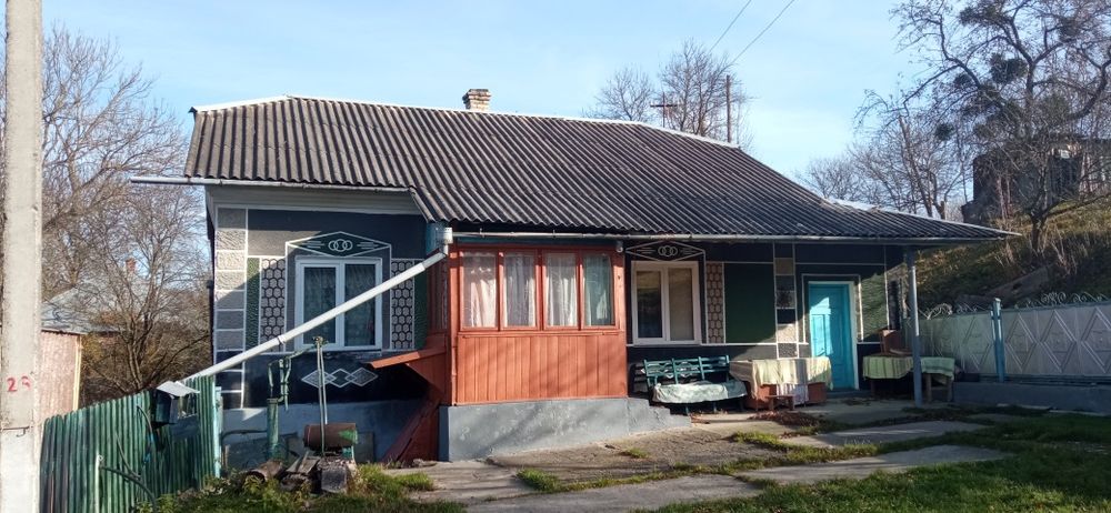 Продається житловий будинок в селі Завалів Тернопільської області, гот