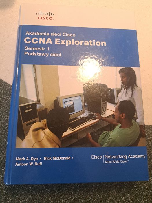 Ksiazka CCNA Exploration semestr 1 Cisco