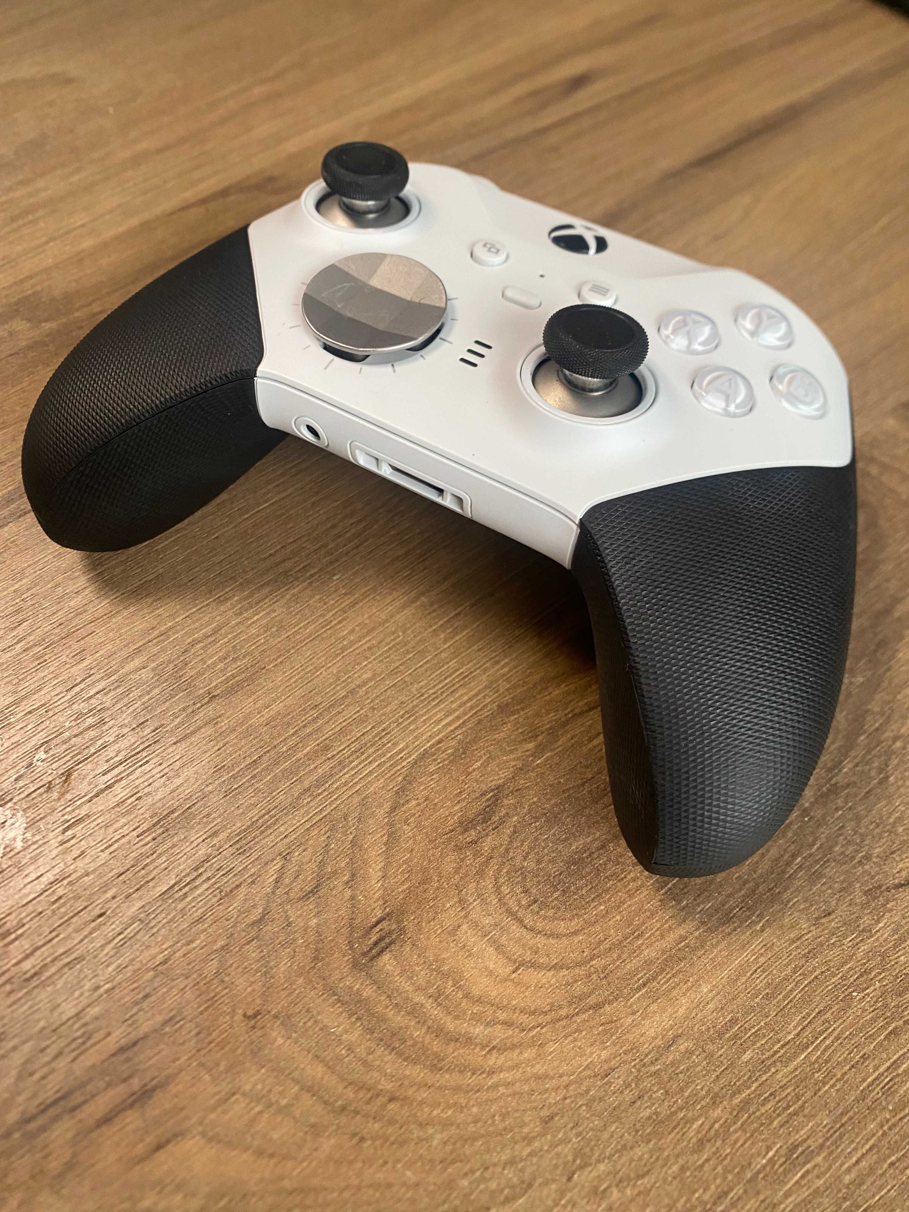 Геймпад Microsoft Xbox Wireless Controller Elite Series 2 Білий/Чорний