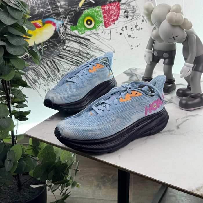 Кросівки Hoka Clifton 9 40 розмір E45