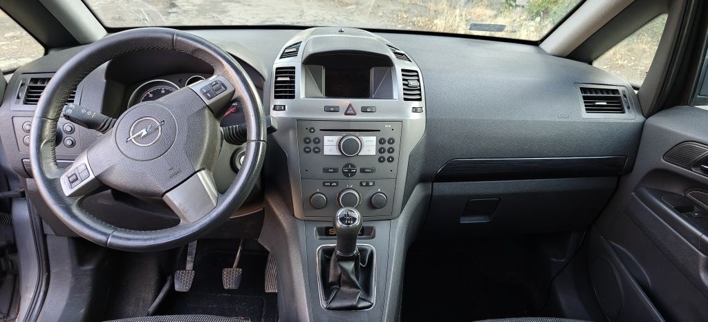 Opel Zafira 1,9 ctdi COSMO