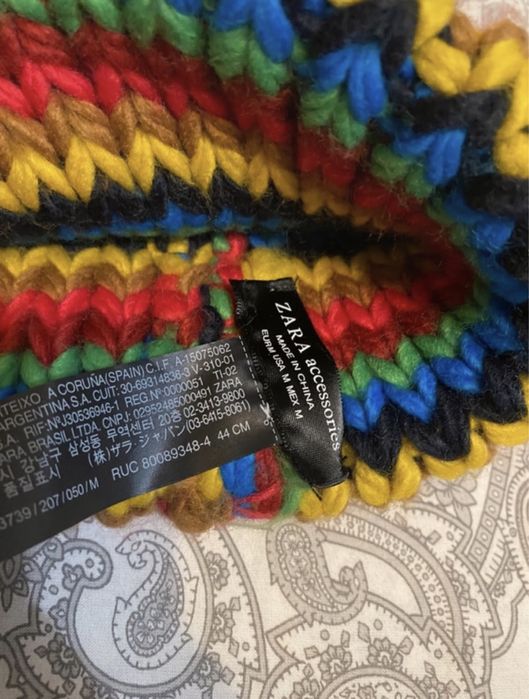 Gorro colorido Zara c/ etiqueta