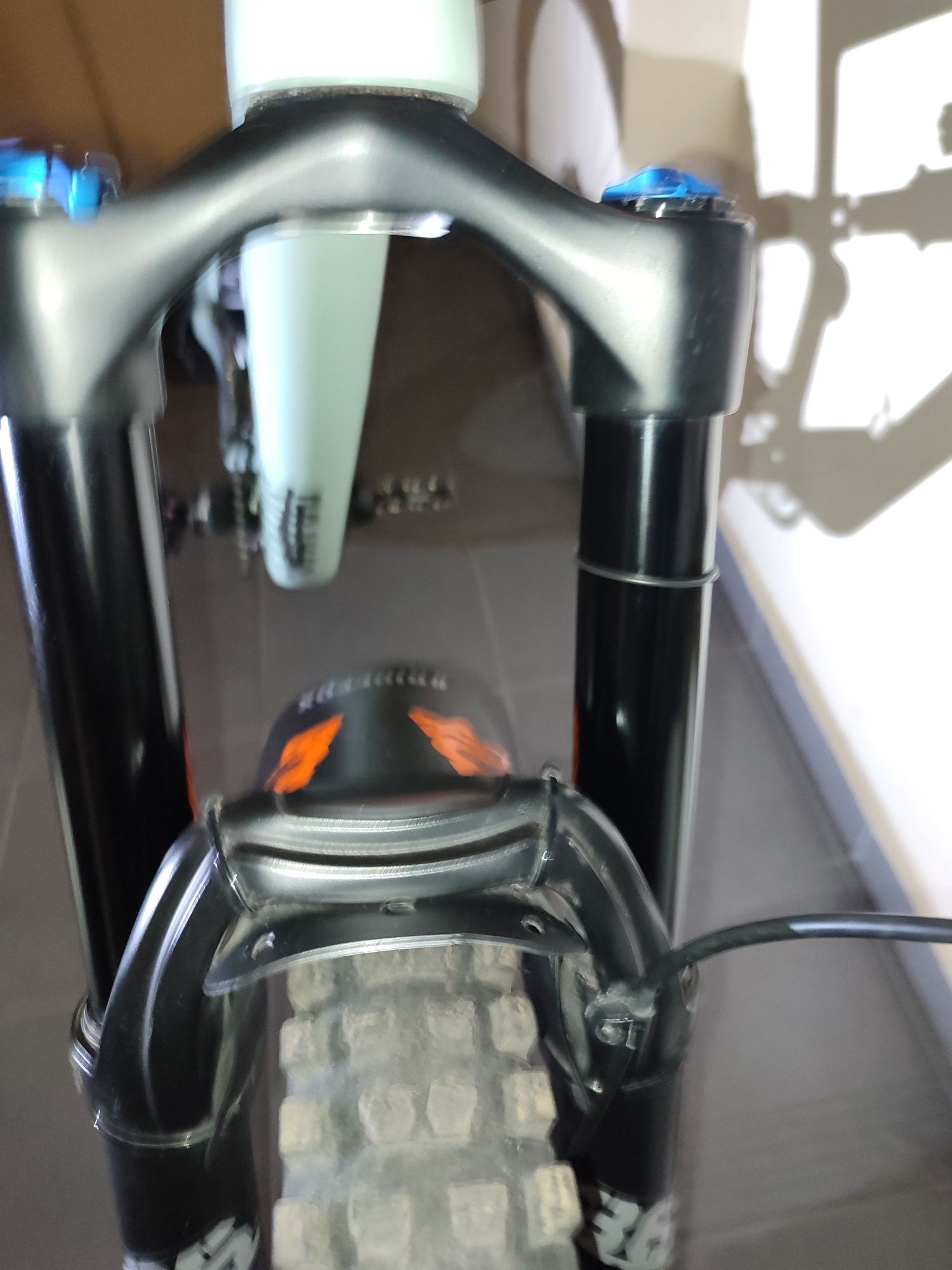 Продам велосипед Specialized status 160 двухподвес