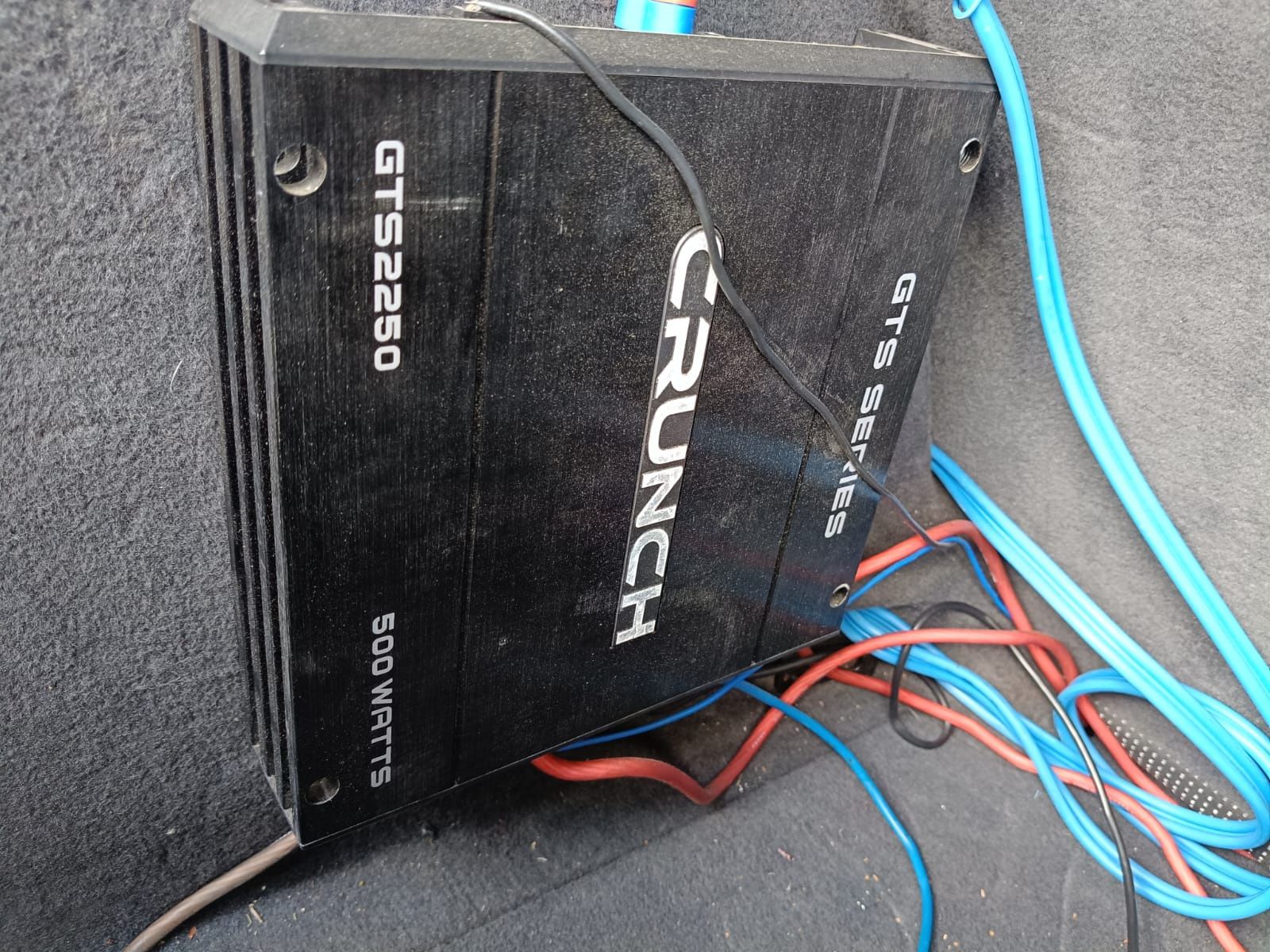 Subwoofer JBL 1000W plus wzmacniacz