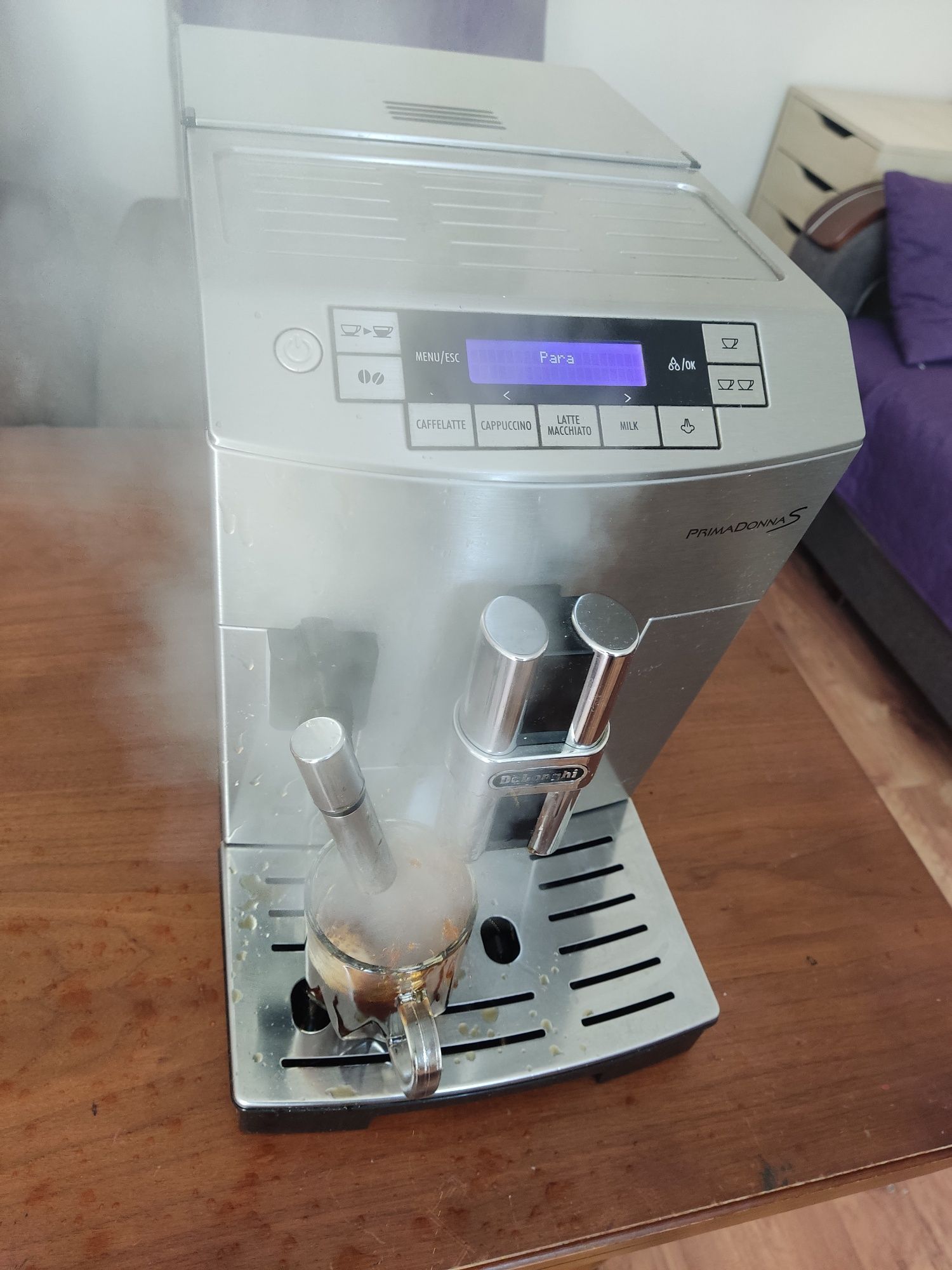 Ekspres ciśnieniowy Delonghi Primadonna S