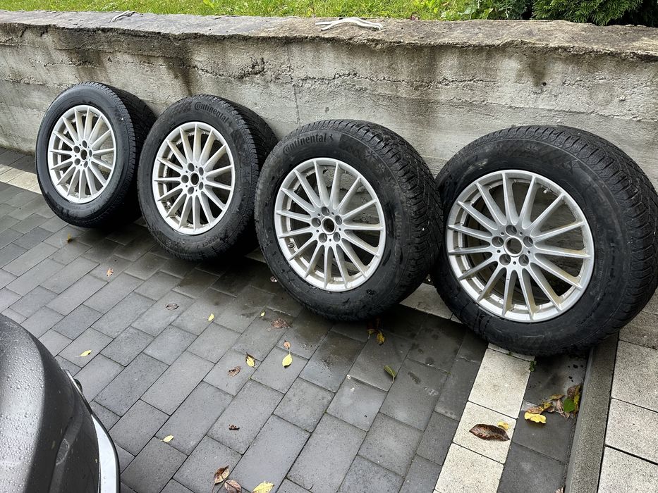 Шини зима з дисками R18 235/65 Jaguar i-pace