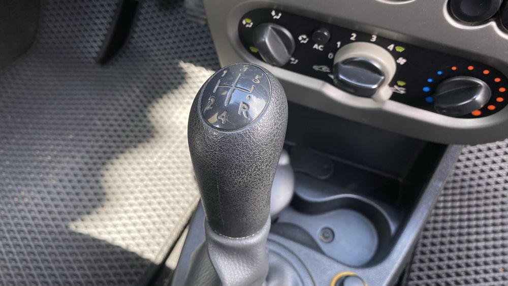 Dacia Sandero офіційна, рідний пробіг